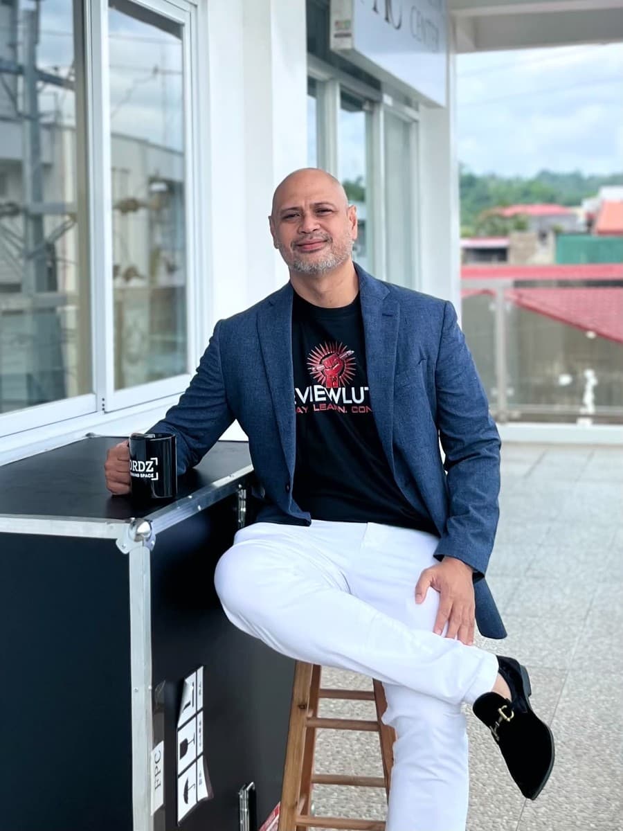 Gordz Calleja, Co-founder & CEO at Reviewlution